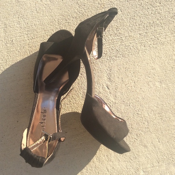 🆕 Black Sandal - Picture 8 of 8